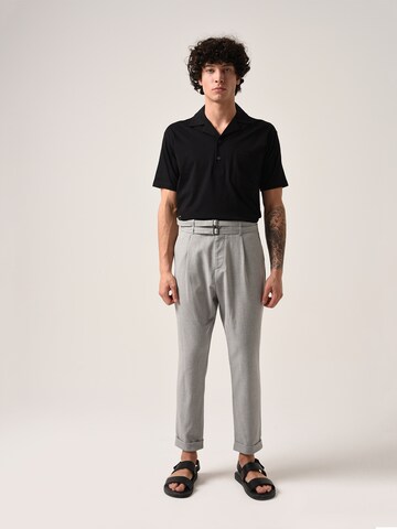 Antioch Regular fit Button Up Shirt in Black