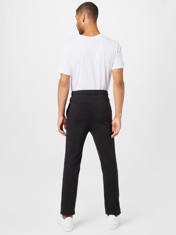 Pegador Regular Pants in Black
