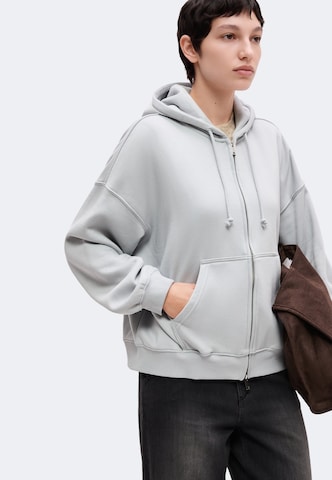 pelēks WEEKDAY Sportiska jaka 'Lotte'