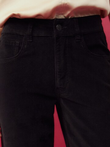 regular Jeans di Next in nero