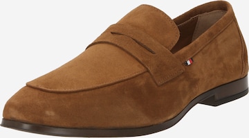 Chaussure basse TOMMY HILFIGER en marron : devant