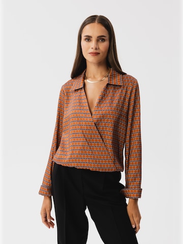 Stylove - Blusa en naranja: frente