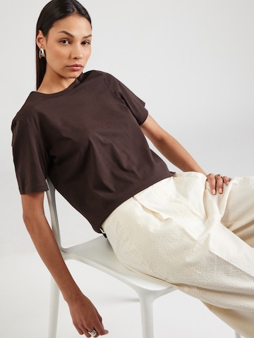 ONLY - Camiseta 'ONLONLY' en beige: frente