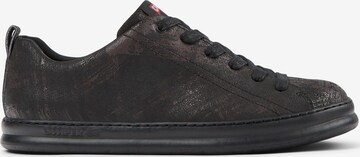 Sneaker bassa 'Runner Four' di CAMPER in nero