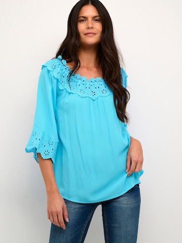 Cream Blouse 'Bea' in Blue: front