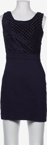 Yumi Dress in M in Blue: front