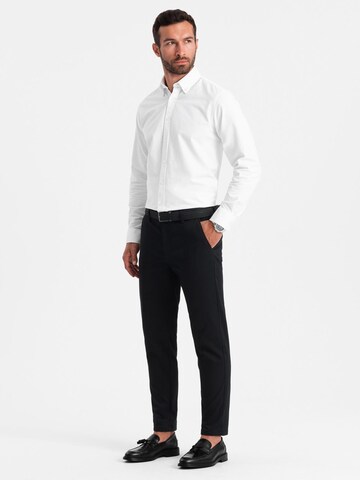 Ombre Slimfit Chinohose in Schwarz