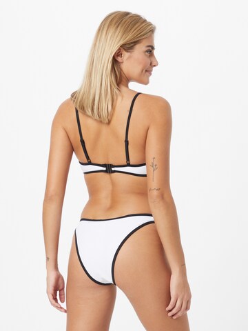 Nasty Gal - Bustier Bikini en blanco