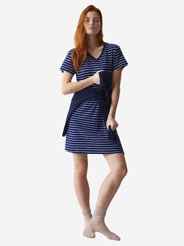 Chemise de nuit ' Red Label Nightdresses ' TRIUMPH en bleu