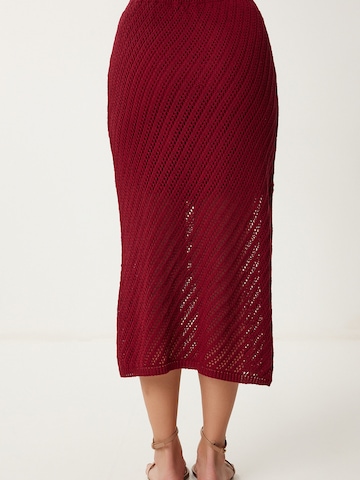 Costume Happiness İstanbul en rouge