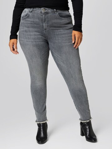 Guido Maria Kretschmer Curvy Skinny Jeans 'Isa' in Grey: front