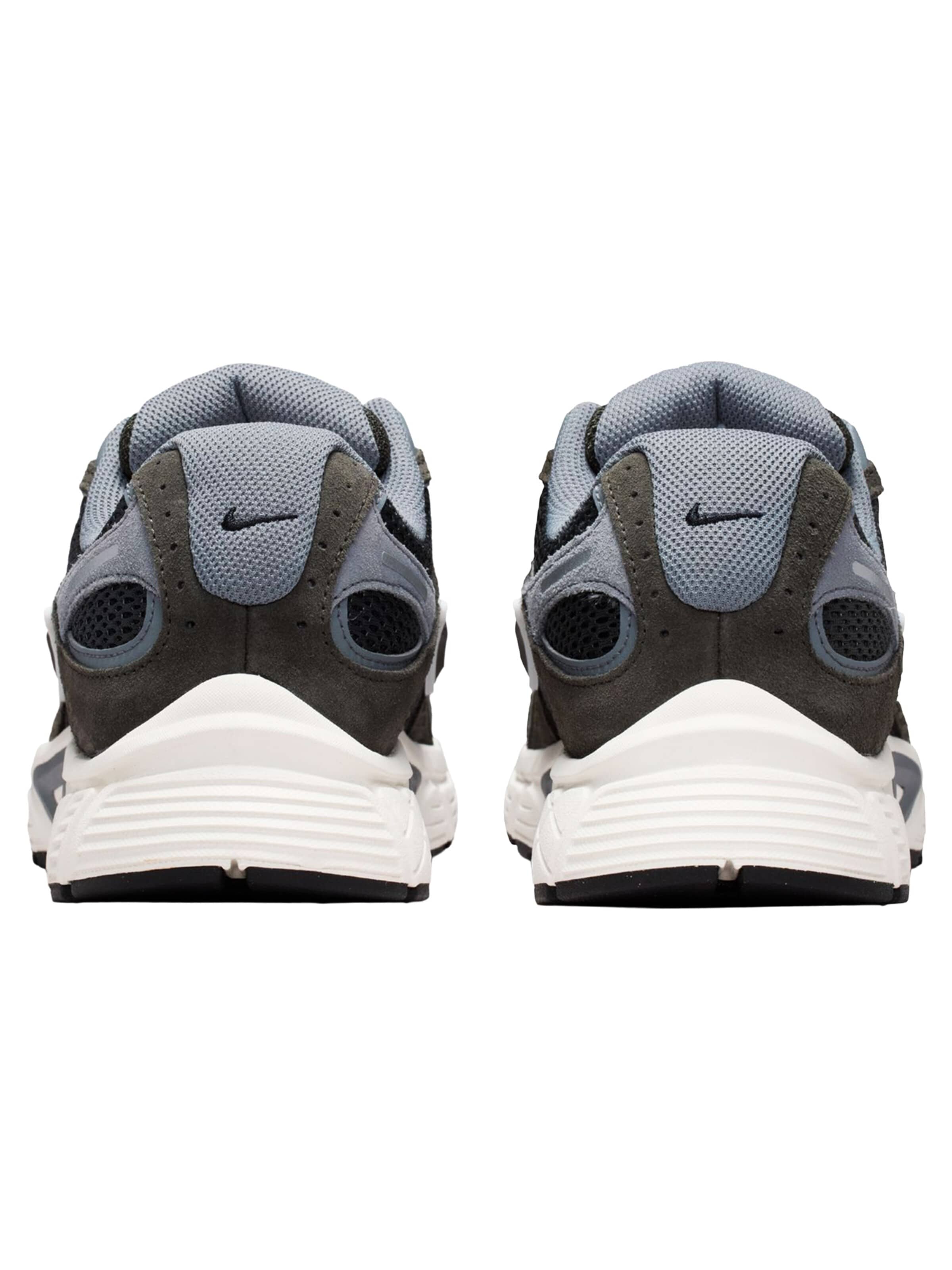 Chaussure de sport 'V5 RNR Suede 2' NIKE en gris