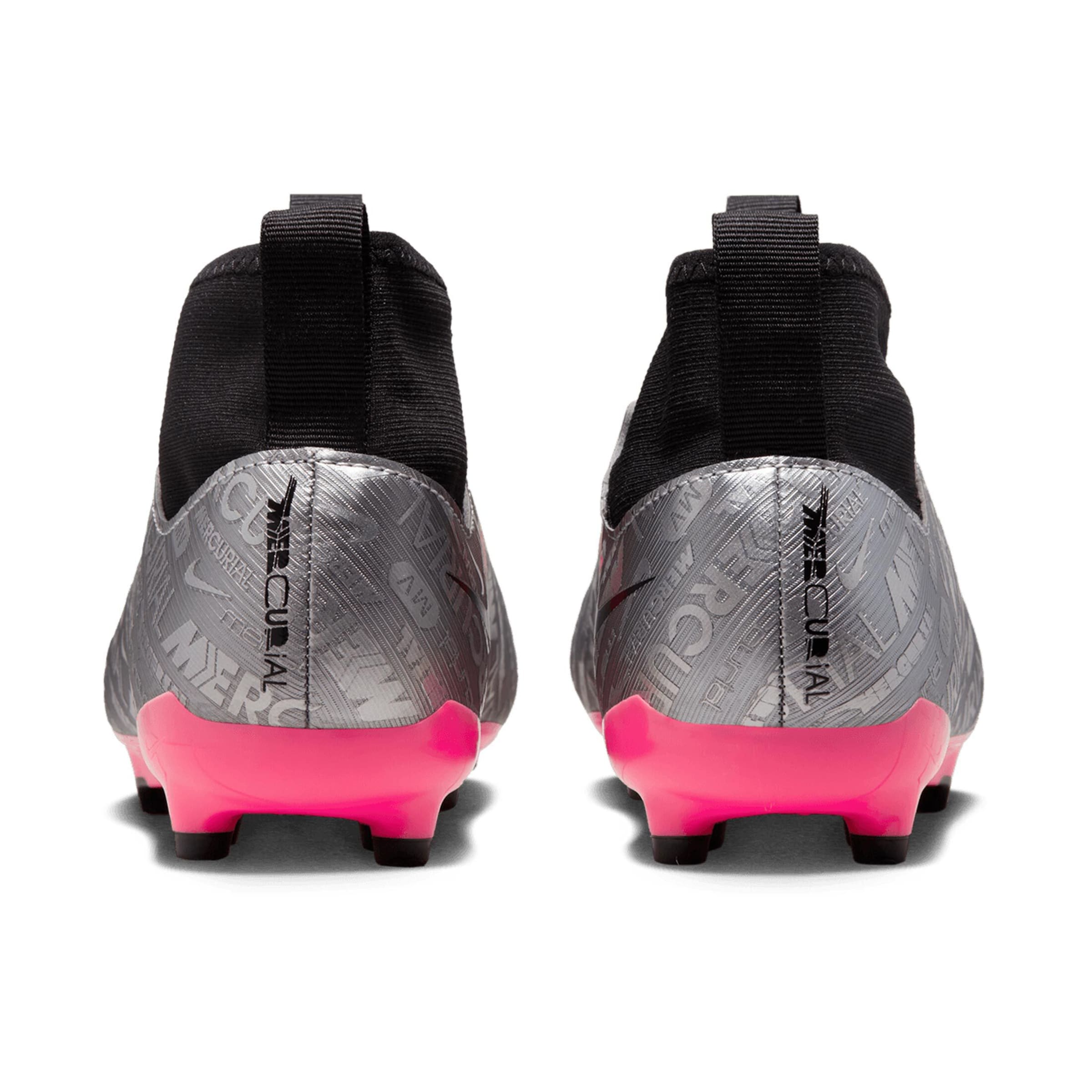NIKE Fußballschuh 'Zoom Mercurial Vapor 15 Academy XXV' in Silber