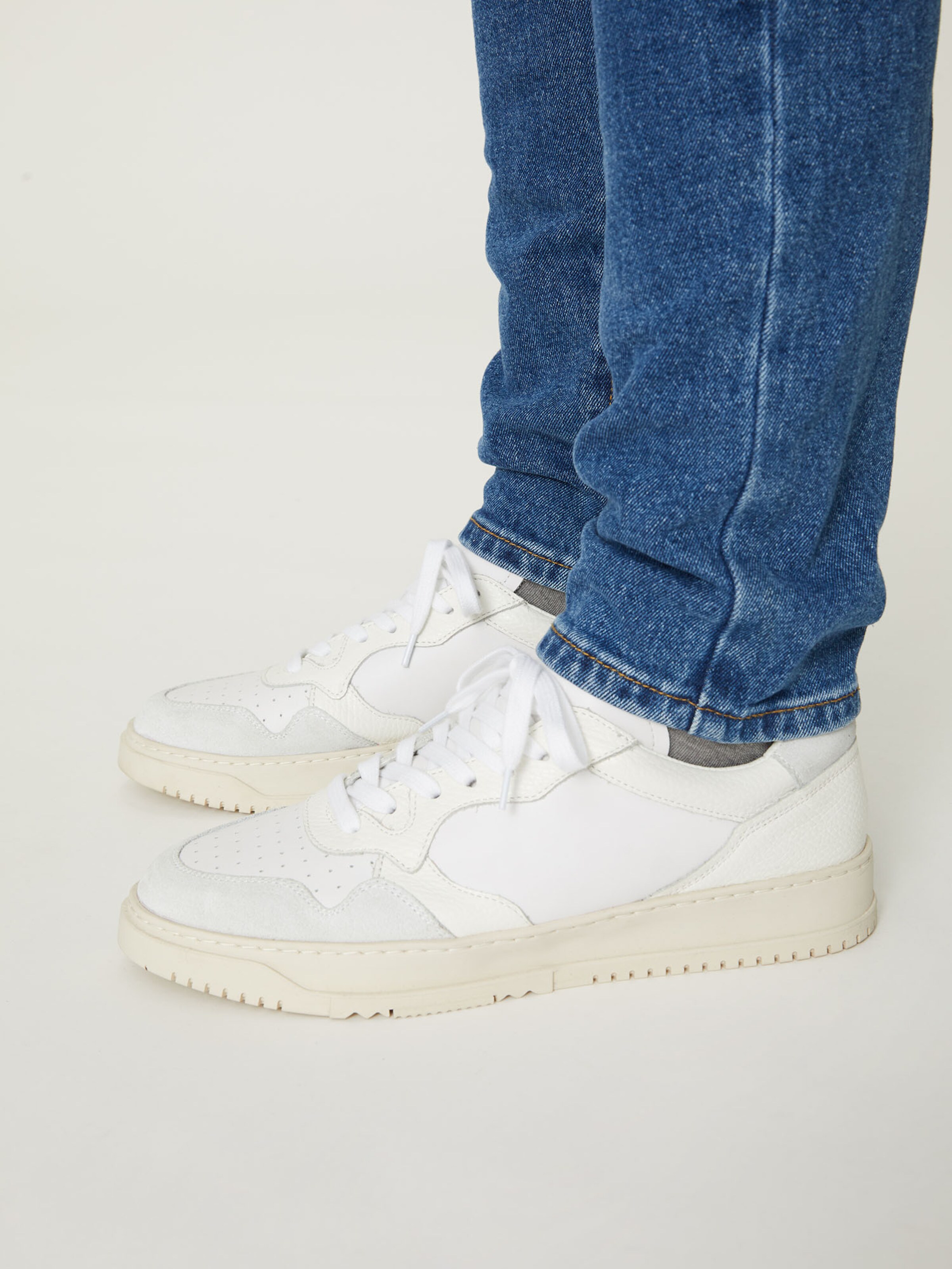Männer Sneaker DAN FOX APPAREL Sneaker 'Enzo' in Weiß - EI06726 Männer Sneaker DAN FOX APPAREL Sneaker 'Enzo' in Weiß - EI06726