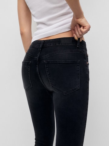 Pull&Bear Skinny Jeans i svart