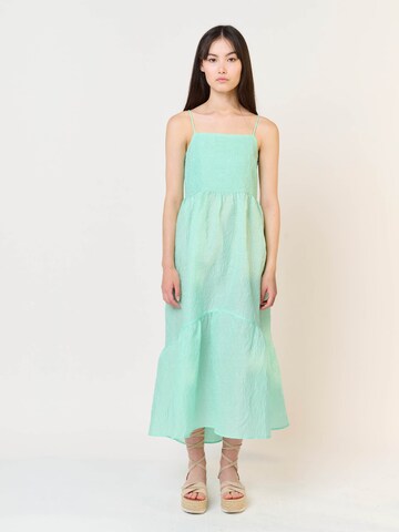 BRUUNS BAZAAR Dress 'Magnolia Aida' in Green: front