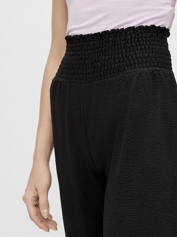 Wide leg Pantaloni di PIECES in nero