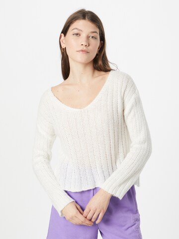 Sublevel Sweater in White: front