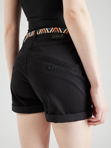 Ragwear Regular Shorts  'HEEVEN' in Schwarz