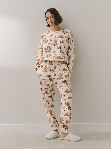 Next - Pijama en blanco: frente