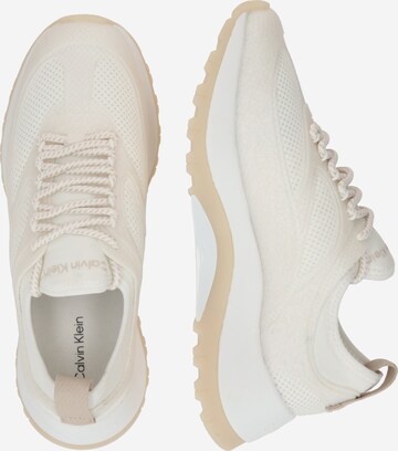 Sneaker bassa 'RUNNER' di Calvin Klein in bianco