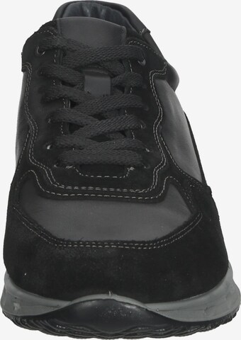 FRETZ MEN Sneakers laag in Zwart