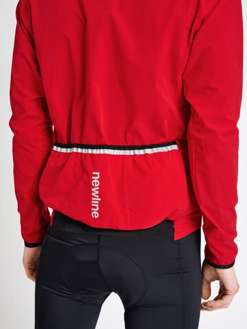 Veste de sport Newline en rouge