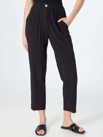 Soft Rebels Regular Pleat-Front Pants 'Brianna' in Black: front