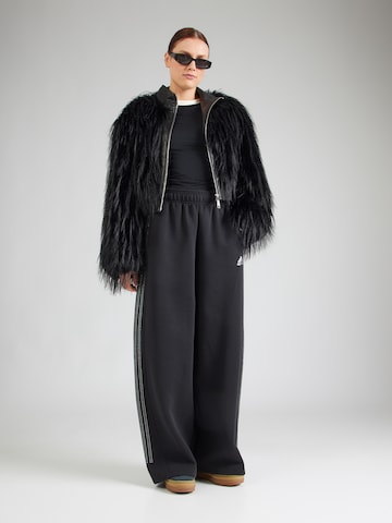 ADIDAS ORIGINALS Loosefit Housut 'TP' värissä musta