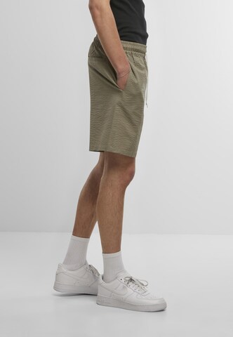 Urban Classics Обычный Штаны в Зеленый