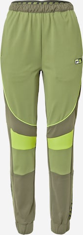 FILA Tapered Broek in Groen: voorkant