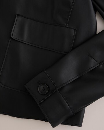 WE Fashion Φθινοπωρινό και ανοιξιάτικο μπουφάν σε μαύρο
