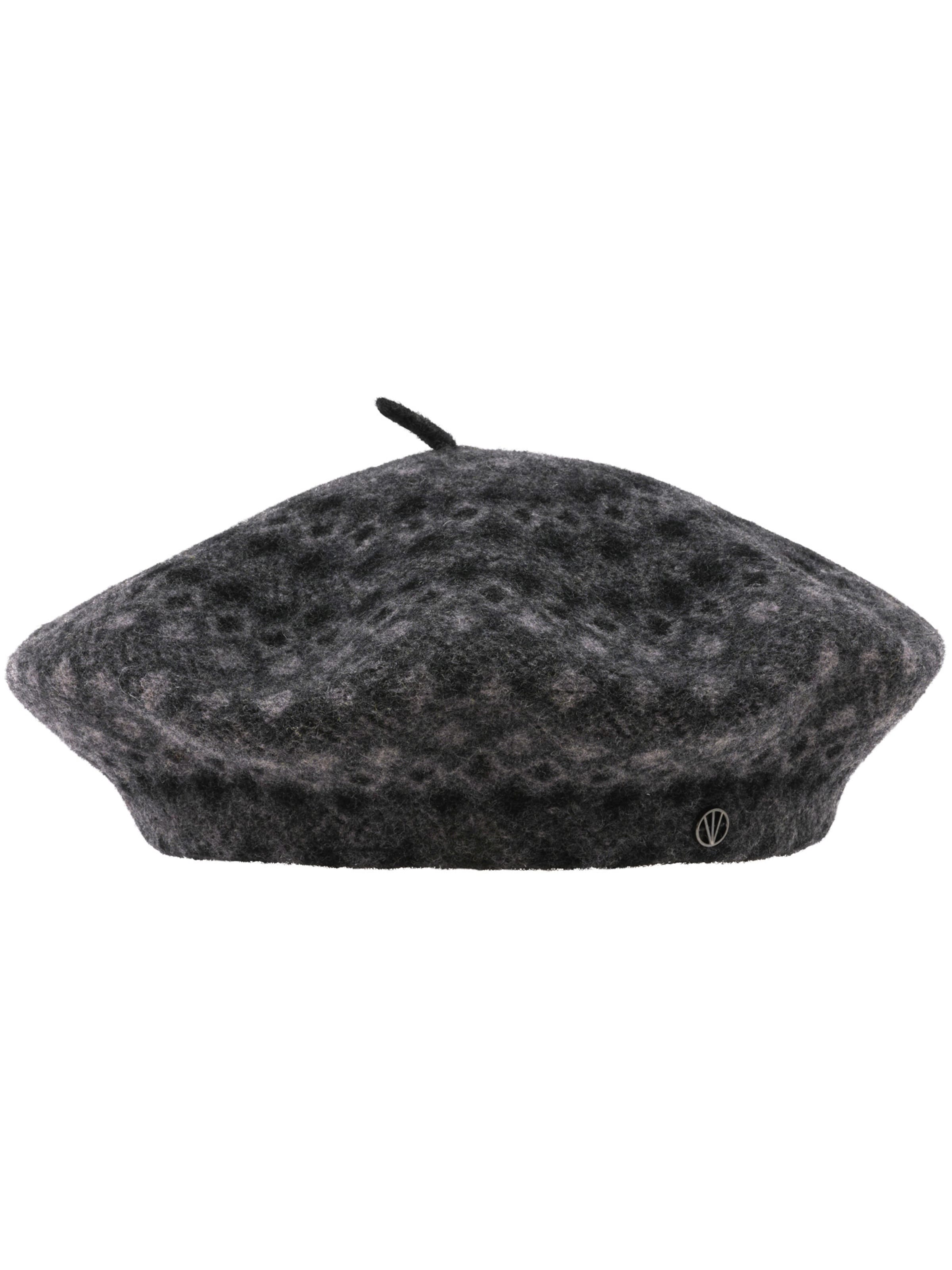 LOEVENICH Beanie in Grey: front