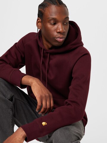 Carhartt WIP Sweatshirt 'Chase' in Rood