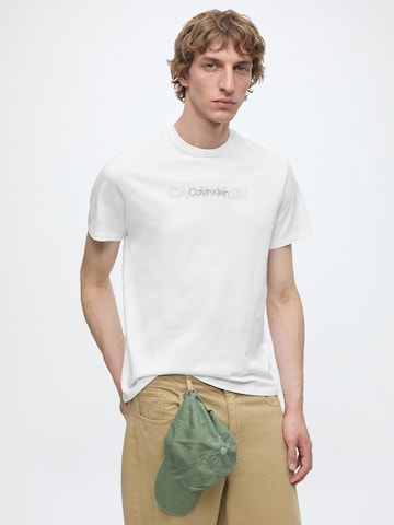 Calvin Klein Μπλουζάκι σε λευκό
