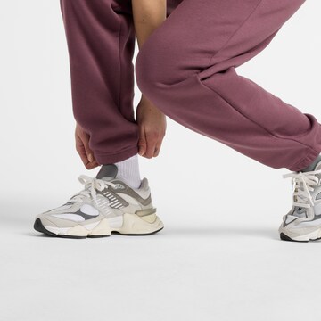 Effilé Pantalon new balance en violet