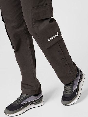 Regular Pantalon cargo Sixth June en noir