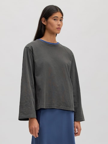 EDITED Shirt 'Verlee ' in Grey: front