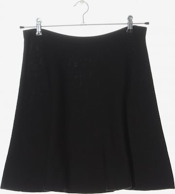 Tahari Skirt in M in Black: front