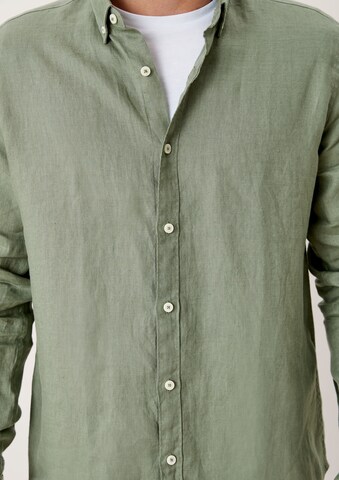 s.Oliver Regular Button Up Shirt in Green