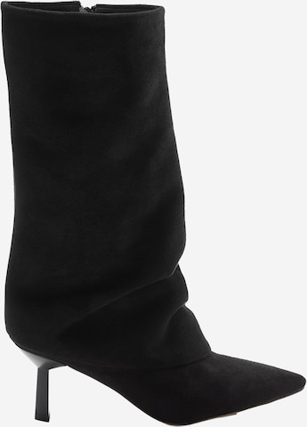 TrendyolČizme - crna boja: prednji dio