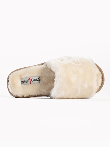 Pantoufle 'Lolo' Minnetonka en beige