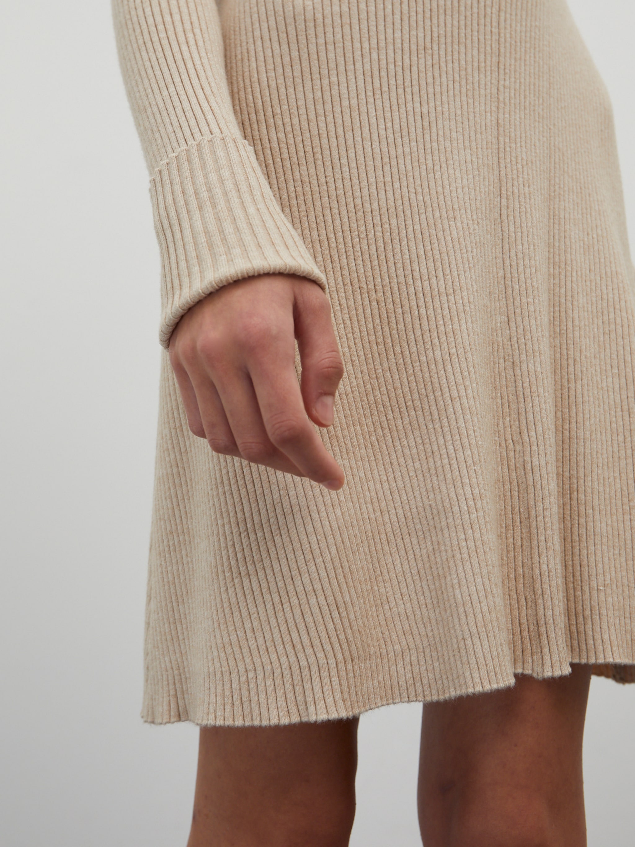 EDITED Produits Robe 'Conny' beige