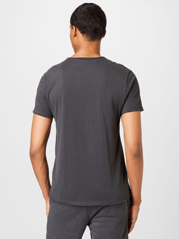 AMPLIFIED T-Shirt in Grau