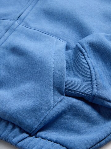 The Set Setti värissä sininen