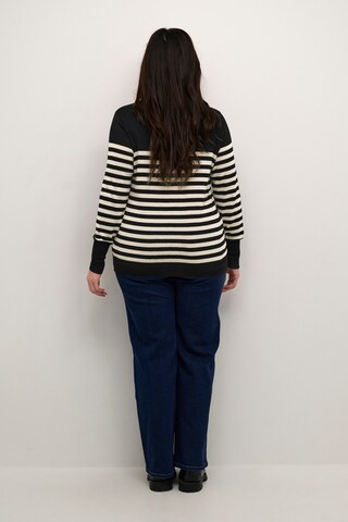 Pull-over 'Lizzy' KAFFE CURVE en beige