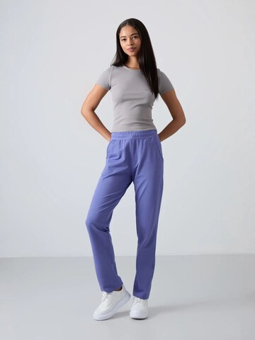 Pantalon Tommy Life en violet