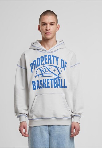 Sweat-shirt 'Property' K1X en gris : devant