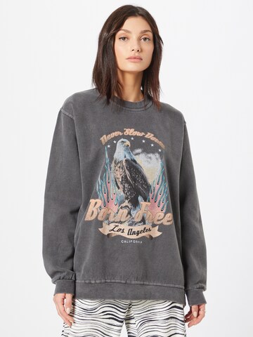 Nasty Gal Sweatshirt 'Born Free' in Grey: front
