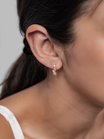 Orecchini 'Stardust' di Hey Happiness in oro: frontale